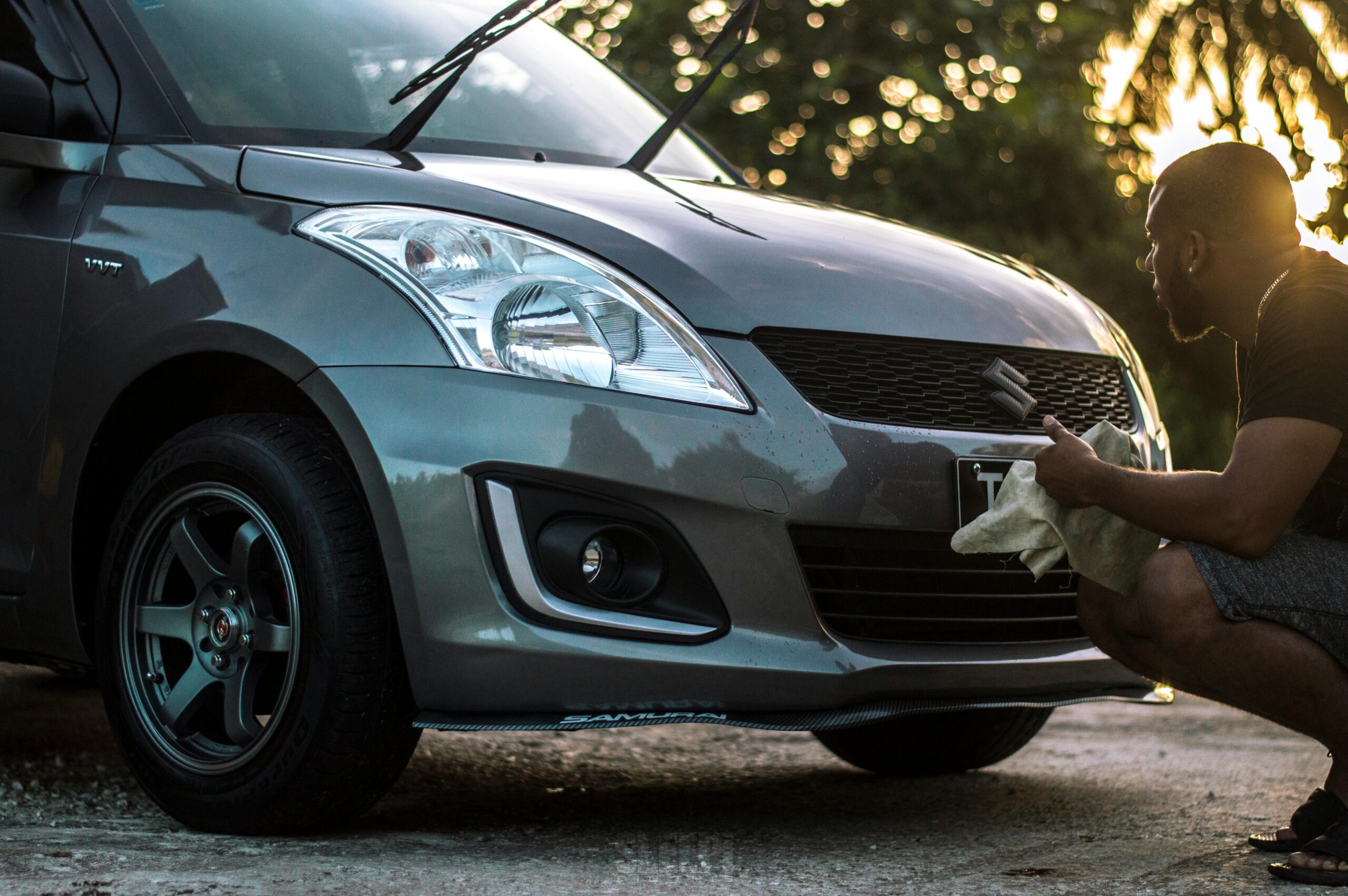 Cleaning Your Car With Seven Inexpensive Household Items